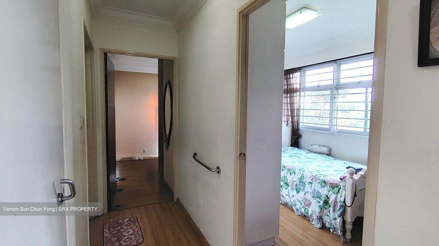 Blk 18B Buona Vista Court (Queenstown), HDB 3 Rooms #522082681